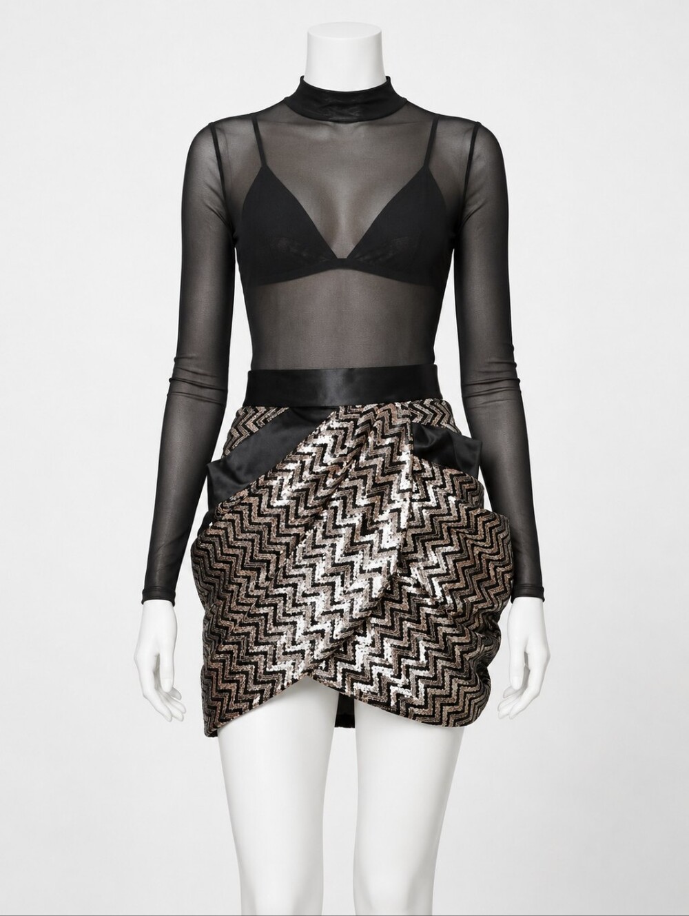 ZHIVAGO | Cheka Zigzag Metallic Sequin Asymmetric Mini Skirt Size 4